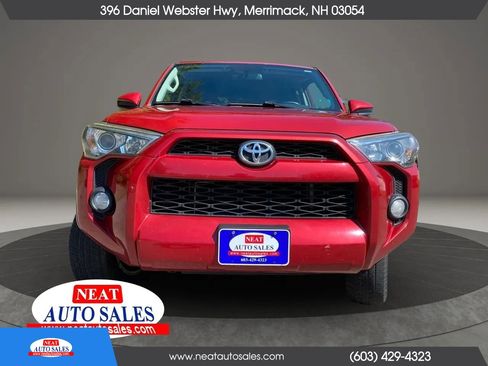 Used 2015 Toyota 4Runner SR5 AWD/4WD image 2