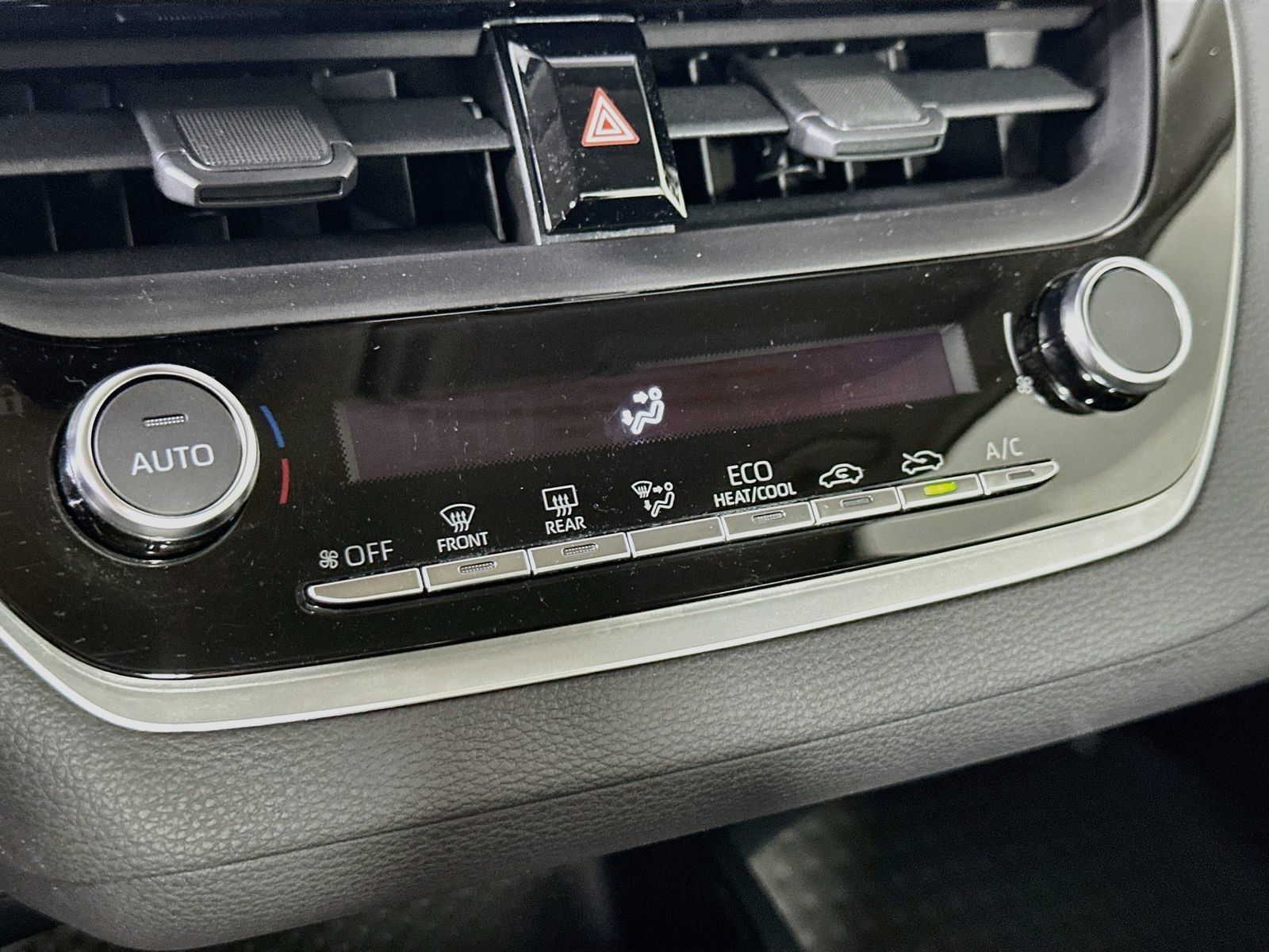Used 2023 Toyota Corolla LE FWD image 16