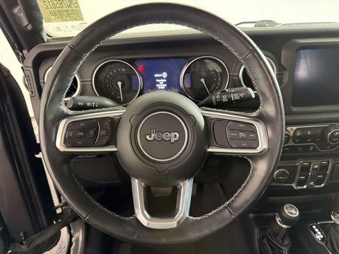 Used 2021 Jeep Wrangler Unlimited Sahara w/ Cold Weather Group AWD/4WD image 11