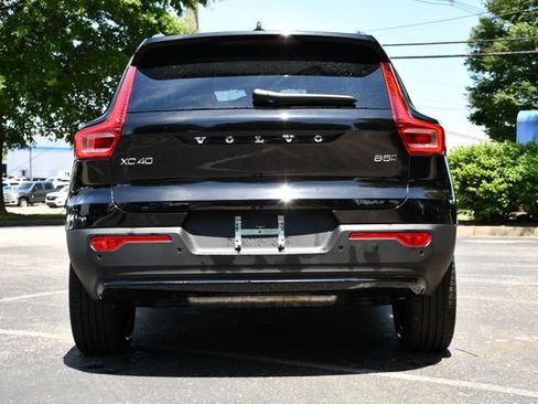 Certified 2026 Volvo XC40 B5 Plus AWD/4WD image 6