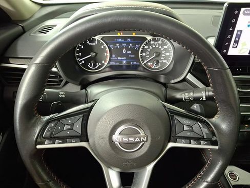 Used 2023 Nissan Altima 2.5 SR w/ SR Premium Package AWD/4WD image 19