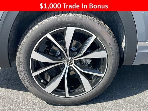 New 2025 Volkswagen Atlas SEL Premium R-Line AWD/4WD image 34
