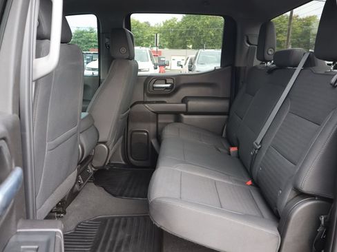 Used 2022 Chevrolet Silverado 1500 Custom Trail Boss AWD/4WD image 16