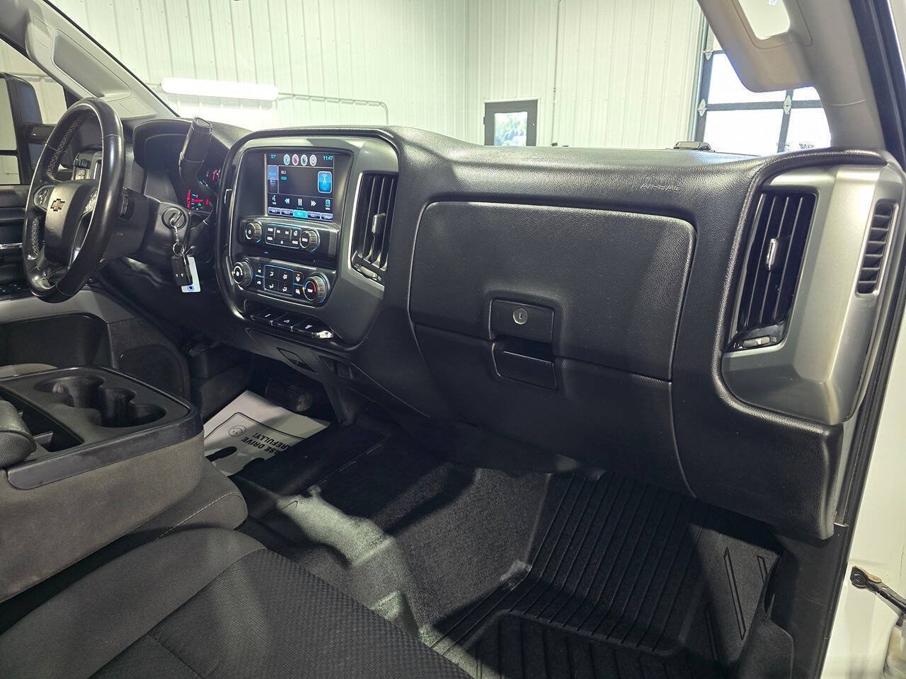 Used 2016 Chevrolet Silverado 2500 LT AWD/4WD image 15