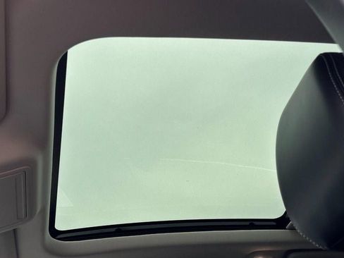 Used 2025 Ford Escape Platinum image 27