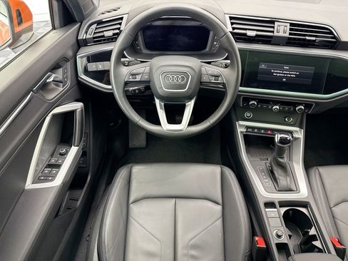 Certified 2025 Audi Q3 2.0T Premium w/ Convenience Package image 10