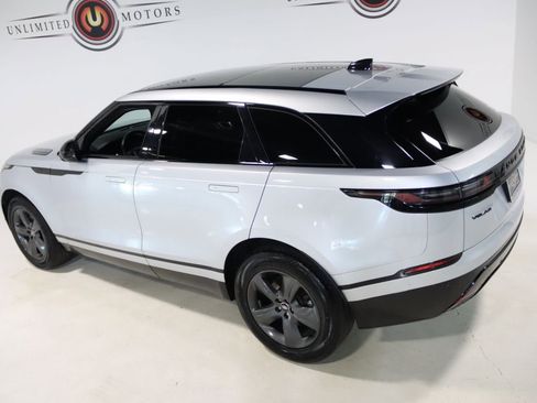 Used 2025 Land Rover Range Rover Velar Dynamic SE AWD/4WD image 12