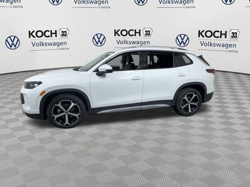 New 2026 Volkswagen Tiguan SE FWD image 6