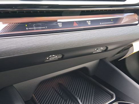 New 2026 BMW i5 eDrive40 w/ Premium Package image 27