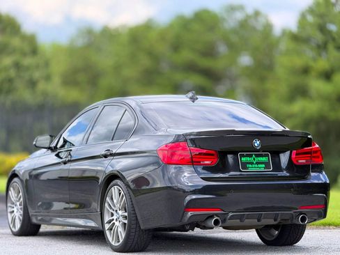 Used 2017 BMW 340i Sedan RWD image 10