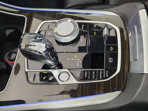 Certified 2023 BMW X5 xDrive45e w/ Executive Package image 22