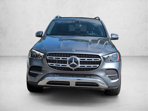 Certified 2025 Mercedes-Benz GLE 450e 4MATIC image 2