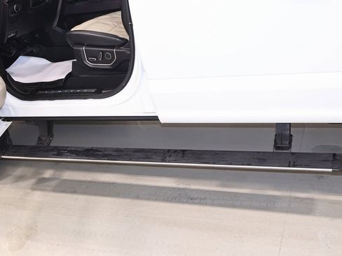 Used 2020 Ford F350 Limited image 40