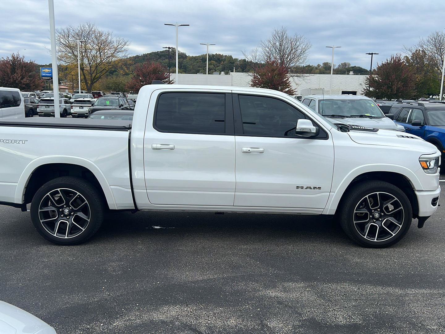 Used 2021 RAM 1500 Laramie AWD/4WD image 4
