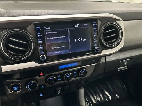 Certified 2023 Toyota Tacoma SR5 AWD/4WD image 12