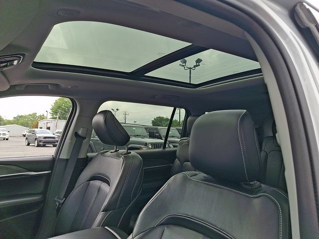 Used 2021 Jeep Grand Cherokee L Limited w/ Trailer Tow Group (B) AWD/4WD image 15