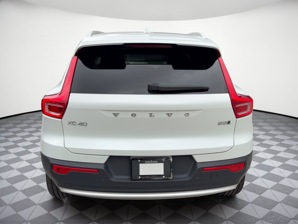 Used 2023 Volvo XC40 B5 Ultimate w/ Protection Package Premier AWD/4WD image 11