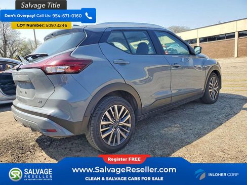Used 2023 Nissan Kicks SV FWD image 4
