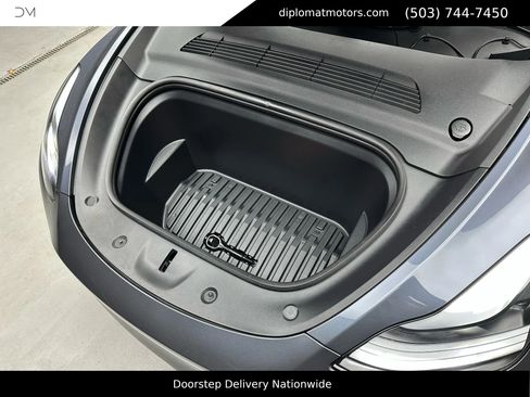 Used 2023 Tesla Model Y Long Range image 43