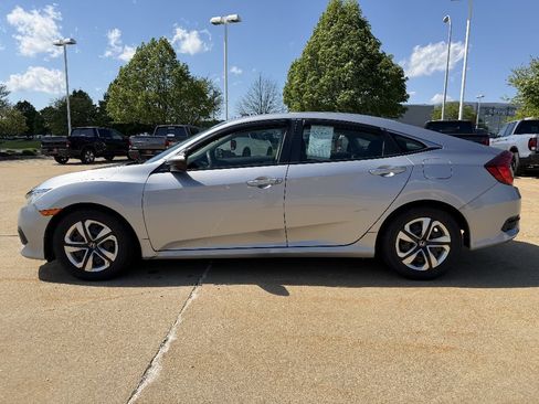 Used 2017 Honda Civic LX image 5