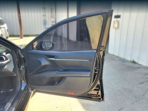 Used 2021 Toyota Camry SE FWD image 27