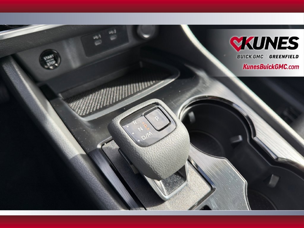 Used 2026 Nissan Rogue SV AWD/4WD image 29