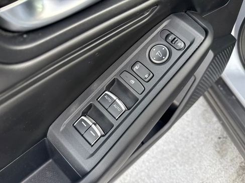 Certified 2023 Honda Accord EX image 10