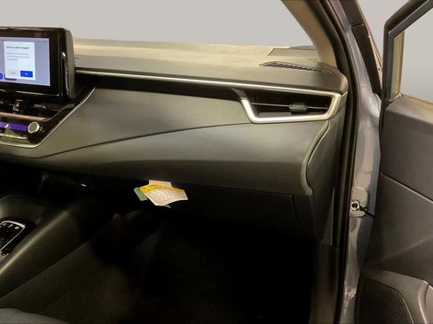 Used 2026 Toyota Corolla LE FWD image 18