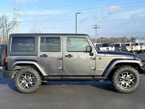 Used 2017 Jeep Wrangler Unlimited Sahara w/ Connectivity Group image 2