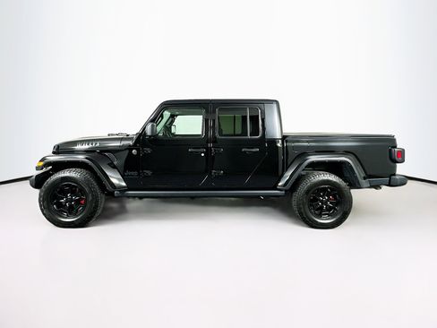 Used 2022 Jeep Gladiator Sport image 4