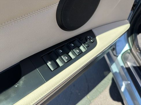 Used 2011 BMW 328i Convertible RWD image 13
