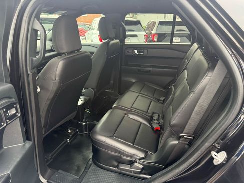 Used 2023 Ford Explorer 4WD Police Interceptor image 14