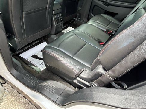 Used 2017 Ford Explorer Sport AWD/4WD image 9