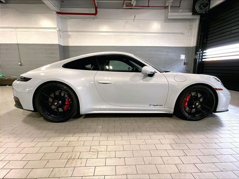 New 2026 Porsche 911 Carrera GTS RWD image 6