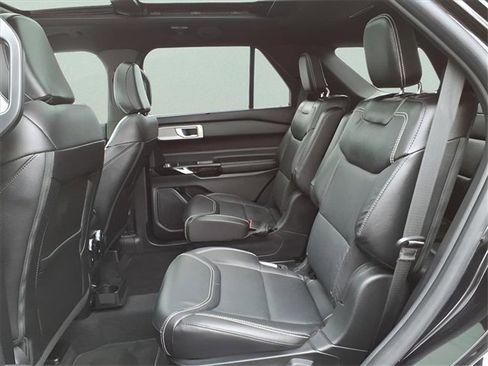 Used 2022 Ford Explorer ST w/ Equipment Group 401A image 30