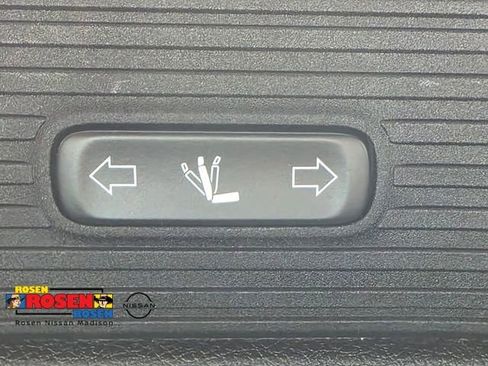 Used 2023 Jeep Wagoneer Series III w/ Preferred Equipment Group AWD/4WD image 45