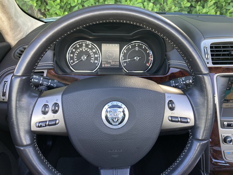 Used 2010 Jaguar XK Convertible RWD image 21