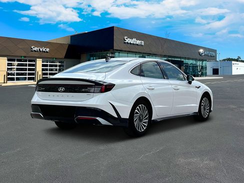 New 2025 Hyundai Sonata SEL FWD image 8