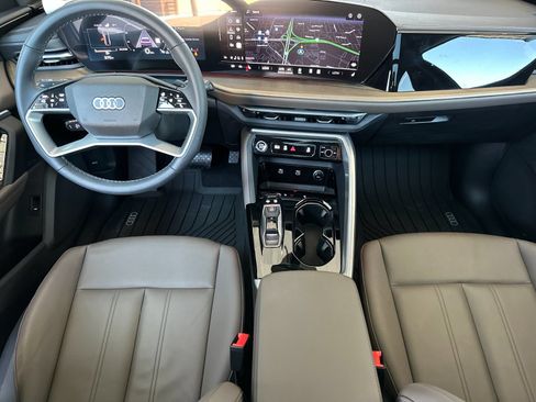 Used 2025 Audi Q5 Premium Plus AWD/4WD image 14
