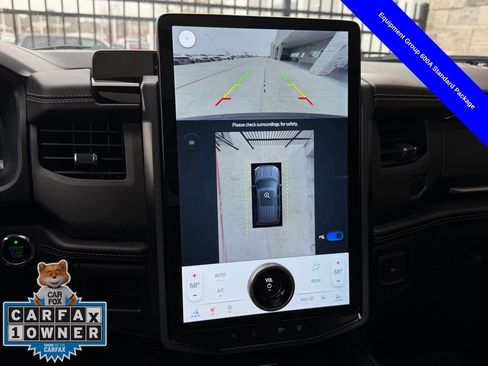 Used 2022 Ford Expedition Platinum image 9