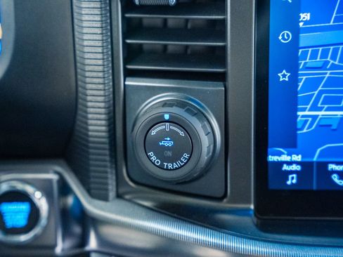 Certified 2025 Ford F150 Lariat w/ Equipment Group 502A High image 30