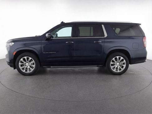 Used 2023 Chevrolet Suburban Premier image 5