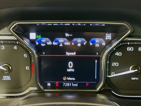 Used 2021 GMC Yukon XL AT4 w/ Rear Media and Nav Package AWD/4WD image 10