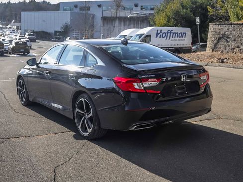 Used 2022 Honda Accord Sport image 6
