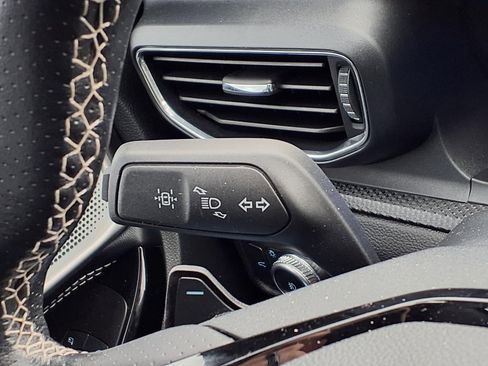 Used 2022 Ford Explorer ST w/ Equipment Group 401A image 19