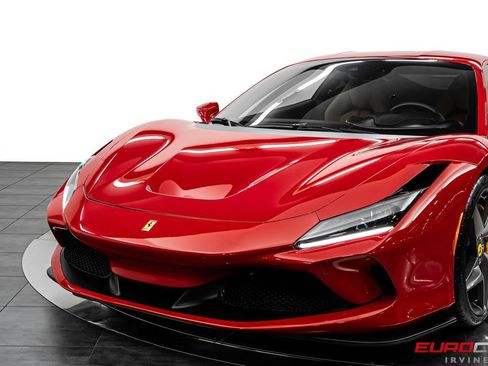 Used 2021 Ferrari F8 Tributo RWD image 14