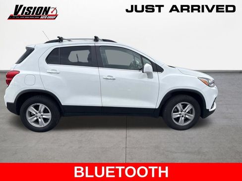 Used 2019 Chevrolet Trax LT w/ LT Convenience Package AWD/4WD image 4