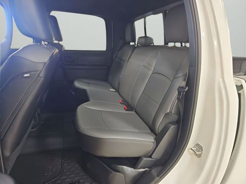 New 2026 RAM 2500 Tradesman AWD/4WD image 25