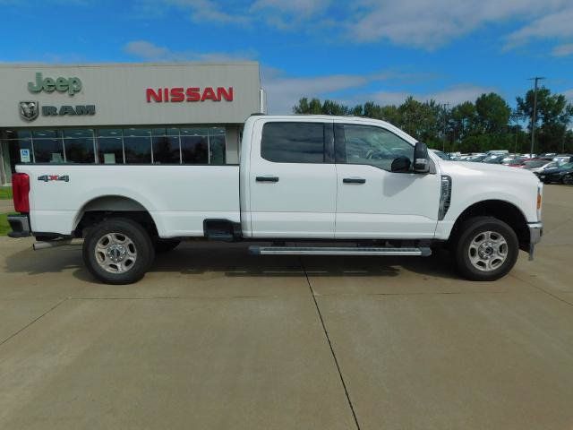 Certified 2025 Ford F250 XLT AWD/4WD image 4