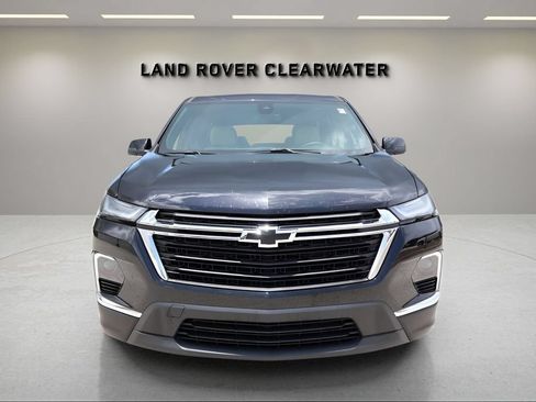 Used 2022 Chevrolet Traverse LS FWD image 8